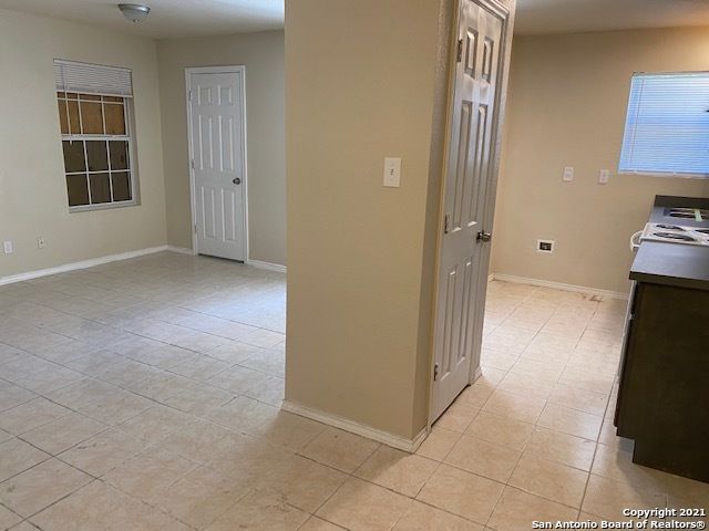 528 Wilcox Ave Apt 2, San Antonio, TX 78211