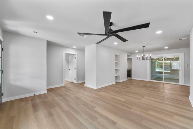 2122 Lemart Street, Grand Prairie, TX 75051