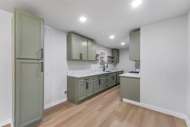 2122 Lemart Street, Grand Prairie, TX 75051