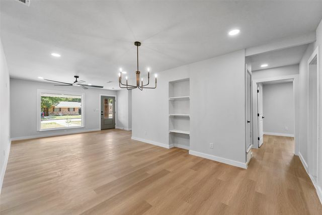 2122 Lemart Street, Grand Prairie, TX 75051