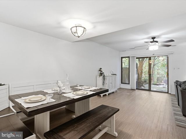 11908 ESCALANTE CT, Reston, VA 20191