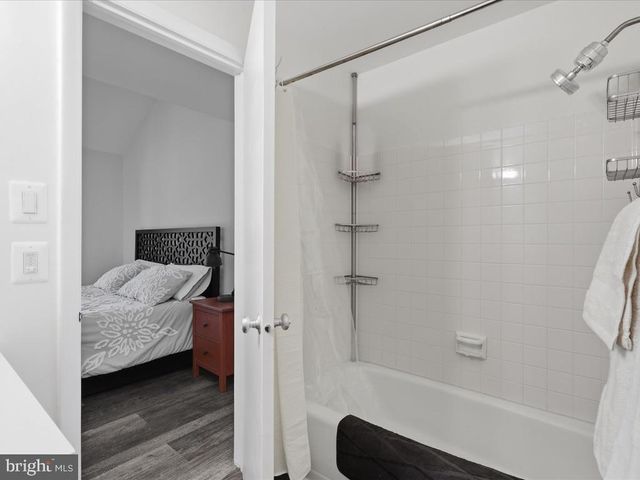 11908 ESCALANTE CT, Reston, VA 20191