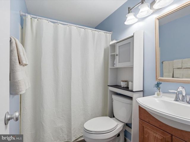 11908 ESCALANTE CT, Reston, VA 20191