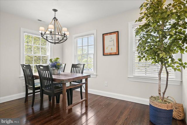 140 S WASHINGTON ST, Easton, MD 21601