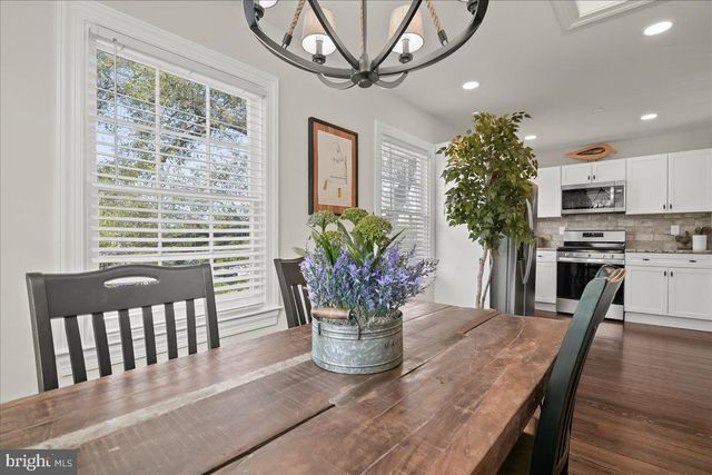 140 S WASHINGTON ST, Easton, MD 21601