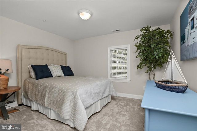 140 S WASHINGTON ST, Easton, MD 21601