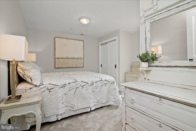 140 S WASHINGTON ST, Easton, MD 21601