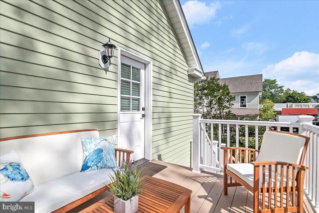 140 S WASHINGTON ST, Easton, MD 21601