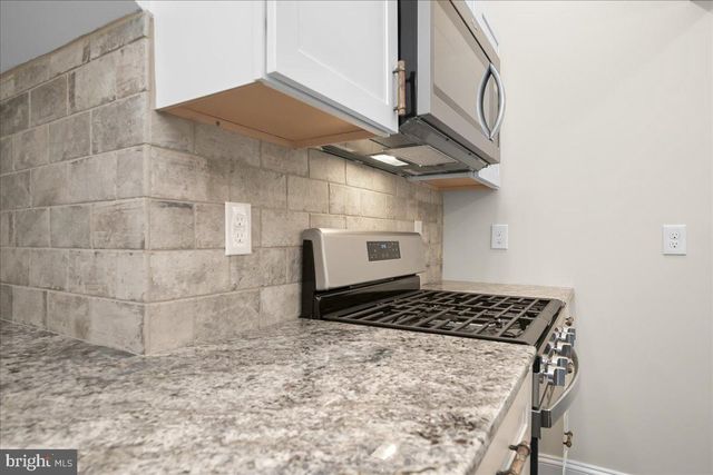 140 S WASHINGTON ST, Easton, MD 21601