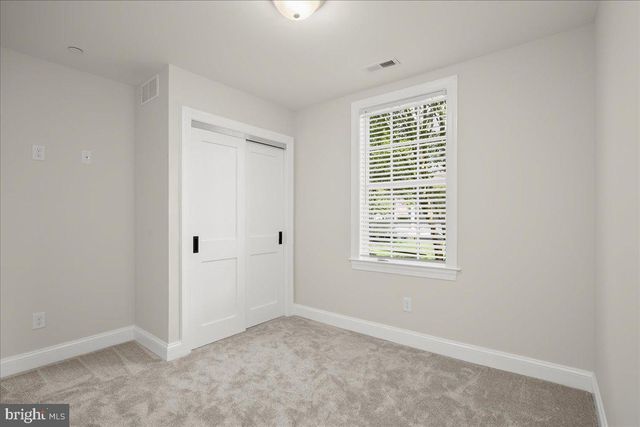 140 S WASHINGTON ST, Easton, MD 21601