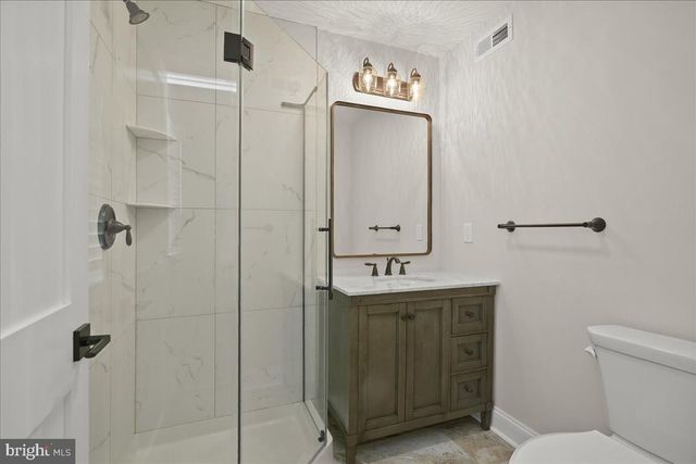 140 S WASHINGTON ST, Easton, MD 21601