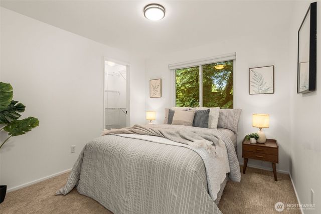 25901 SE Tiger Mountain Road, Issaquah, WA 98027