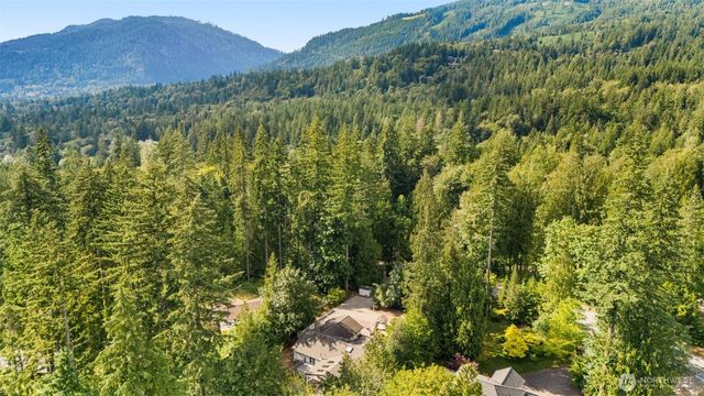 25901 SE Tiger Mountain Road, Issaquah, WA 98027
