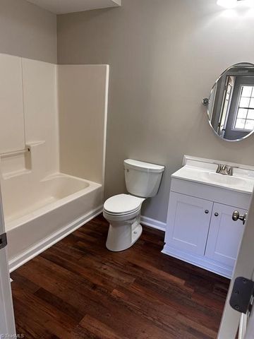 879 holland Road, Pelham, NC 27311