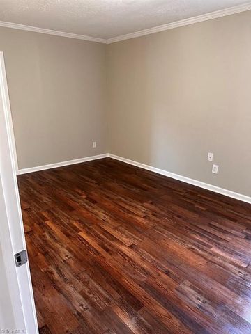 879 holland Road, Pelham, NC 27311