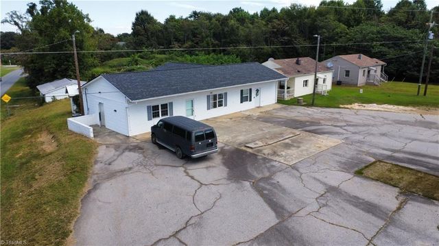 879 holland Road, Pelham, NC 27311