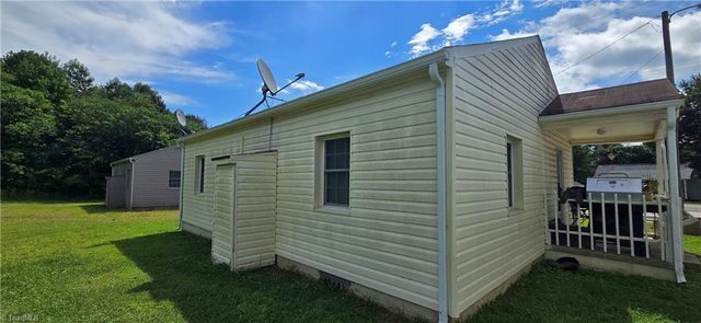 879 holland Road, Pelham, NC 27311