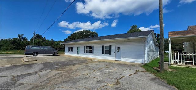 879 holland Road, Pelham, NC 27311