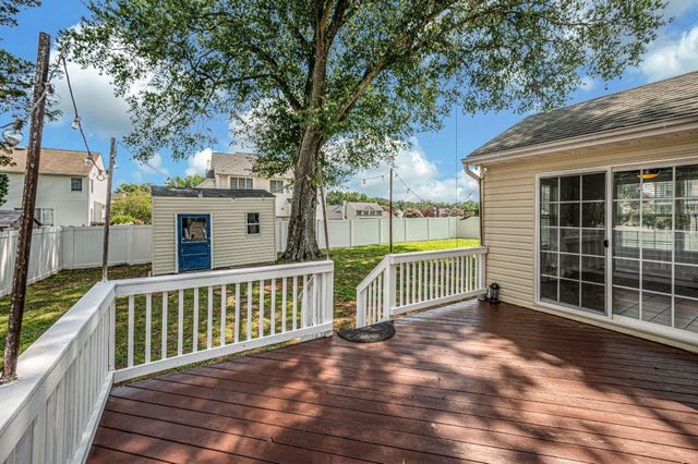 12001 SETTER DR, Fredericksburg, VA 22407