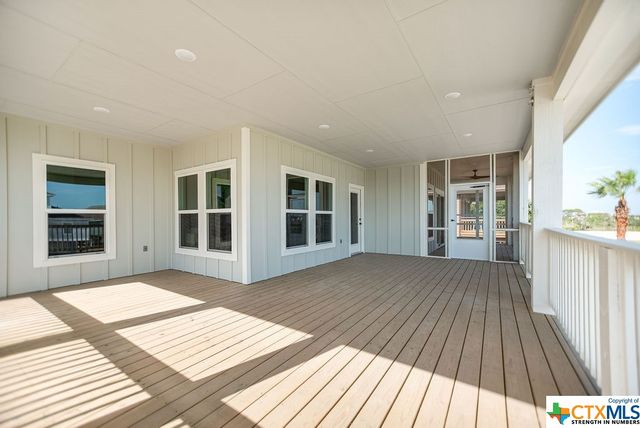 109 Whooping Crane Street, Port O'connor, TX 77982