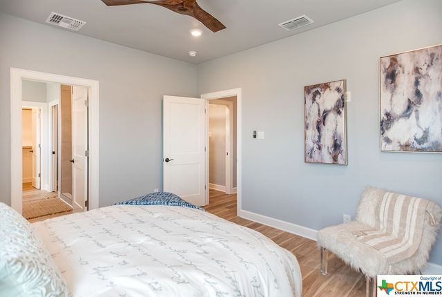 109 Whooping Crane Street, Port O'connor, TX 77982