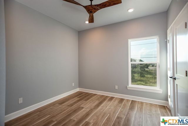 109 Whooping Crane Street, Port O'connor, TX 77982