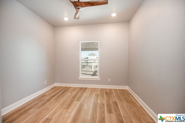 109 Whooping Crane Street, Port O'connor, TX 77982