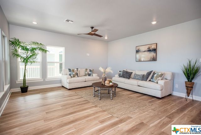 109 Whooping Crane Street, Port O'connor, TX 77982