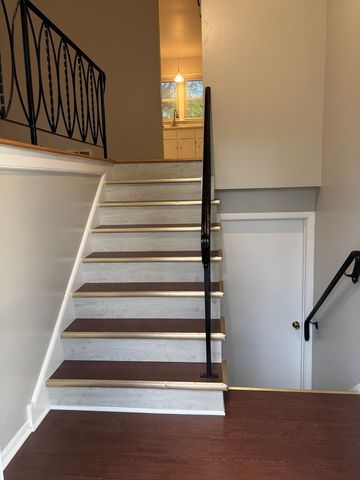 18745 Queens Road, Homewood, IL 60430