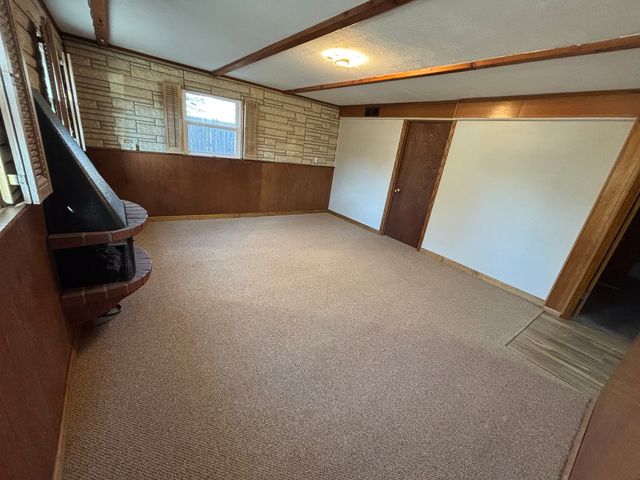 18745 Queens Road, Homewood, IL 60430