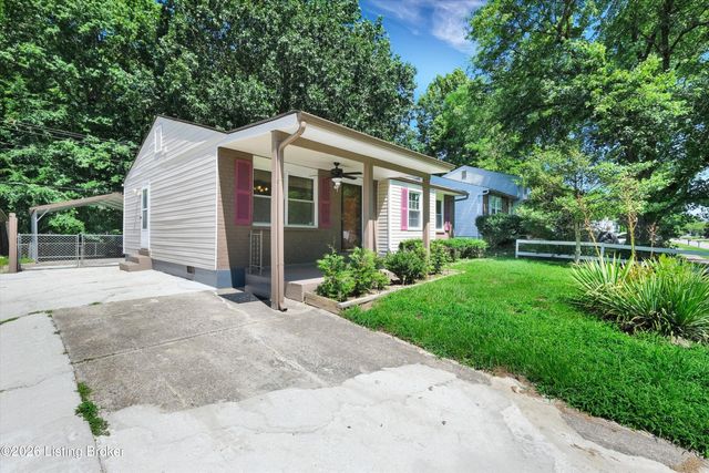 8702 Bost Ln, Louisville, KY 40219
