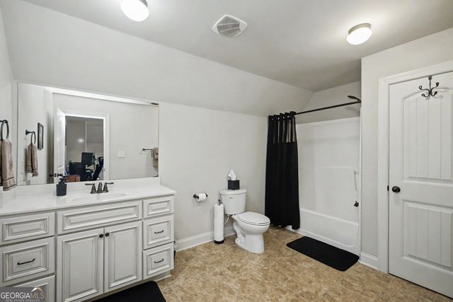 142 Drews Ridge Drive, Newnan, GA 30263
