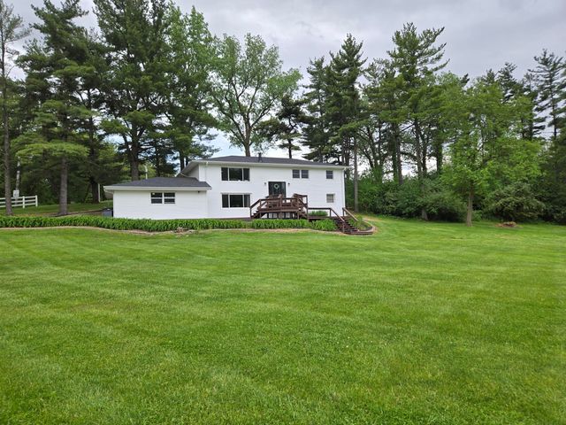 15100 White Oak Avenue, Lowell, IN 46356