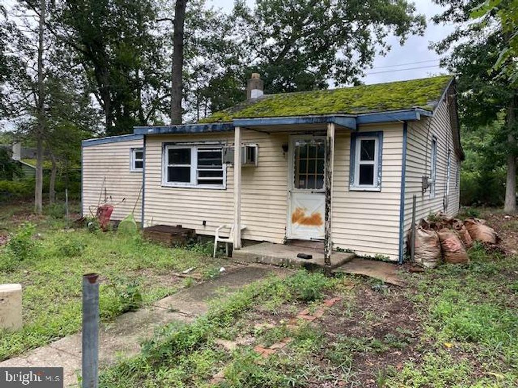 109 HOLLY RD, Williamstown, NJ 08094