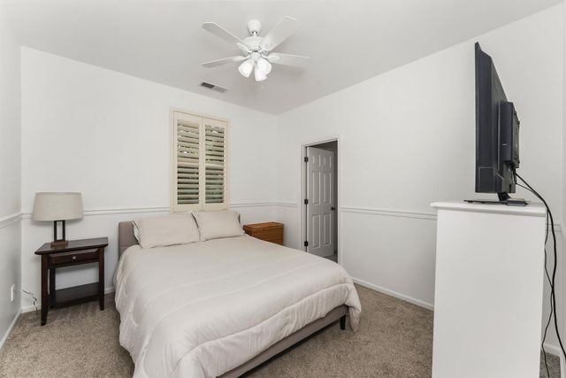 1260 Earlham Ln, Lincoln, CA 95648