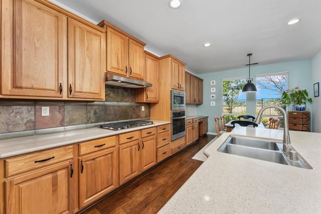 1260 Earlham Ln, Lincoln, CA 95648