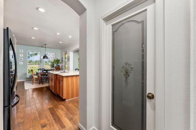 1260 Earlham Ln, Lincoln, CA 95648