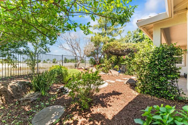 1260 Earlham Ln, Lincoln, CA 95648