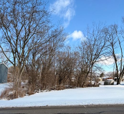 2N309 Pearl Avenue, Glen Ellyn, IL 60137