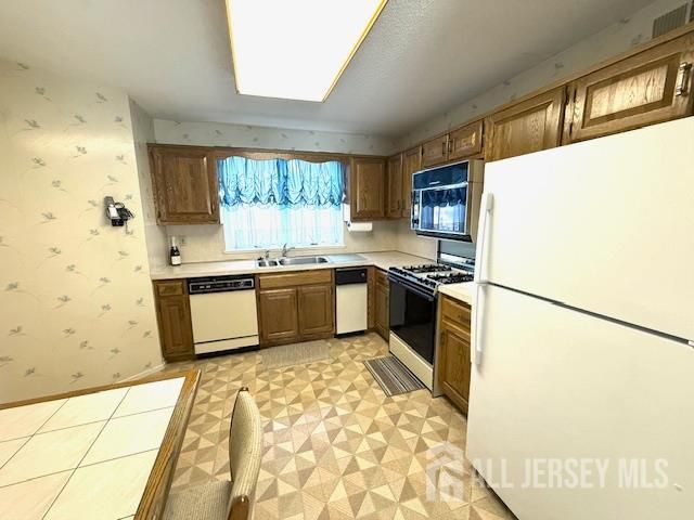 401 Sayre Drive, Plainsboro, NJ 08540