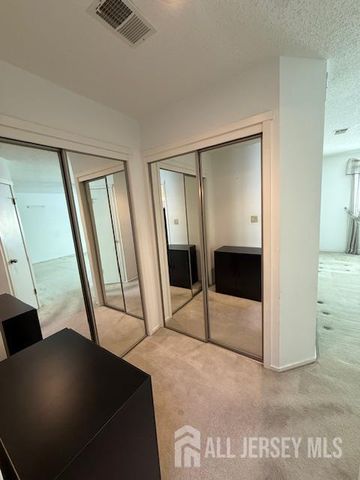 401 Sayre Drive, Plainsboro, NJ 08540