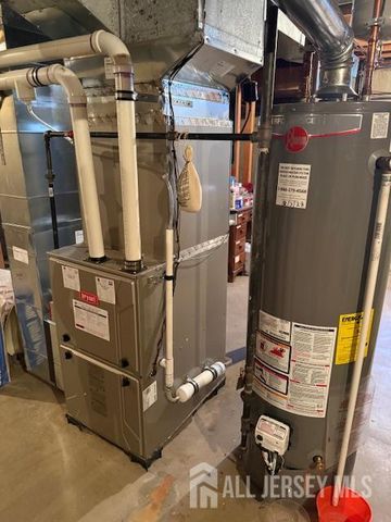 401 Sayre Drive, Plainsboro, NJ 08540