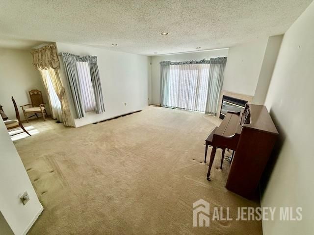 401 Sayre Drive, Plainsboro, NJ 08540