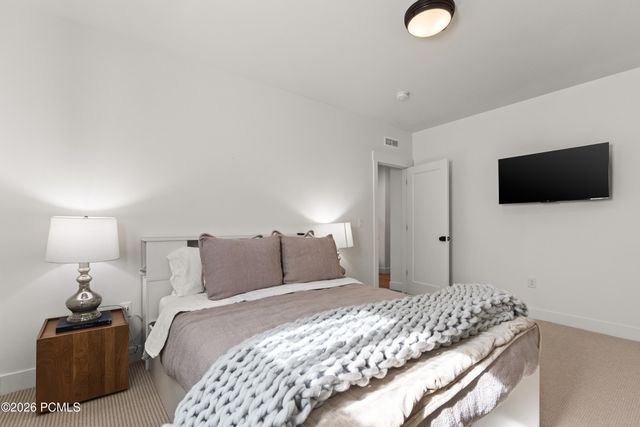 11655 N Shoreline Drive, Hideout, UT 84036