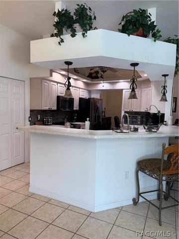 4710 W Mustang Boulevard, Beverly Hills, FL 34465