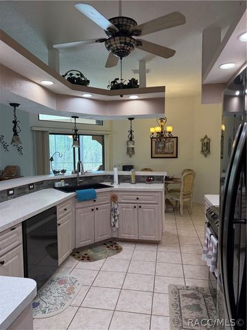 4710 W Mustang Boulevard, Beverly Hills, FL 34465