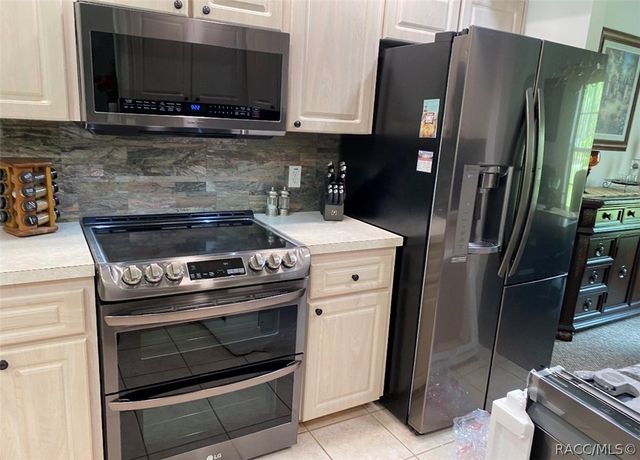 4710 W Mustang Boulevard, Beverly Hills, FL 34465