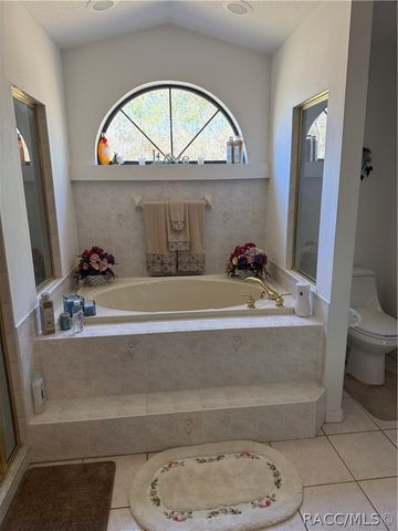 4710 W Mustang Boulevard, Beverly Hills, FL 34465