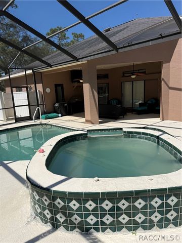 4710 W Mustang Boulevard, Beverly Hills, FL 34465