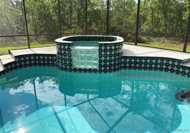 4710 W Mustang Boulevard, Beverly Hills, FL 34465